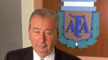 Imagem Julio Grondona, presidente da AFA, morre aos 82 anos