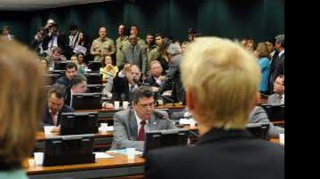 Imagem Comissão do Senado aprova Lei da Palmada