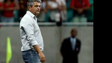 Imagem "Nossa força é o Barradão", destaca Ney Franco após derrota fora de ca