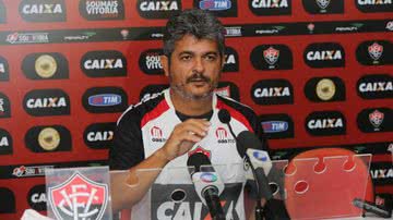 Imagem Ney Franco quer recuperar pontos perdidos contra o Goiás diante do Sport