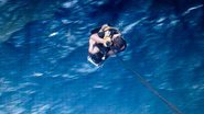 Imagem À deriva: casal que praticava stand up paddle é resgatado na Barra