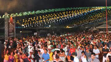 Imagem Torres da Lapa inicia festa junina de Lauro de Freitas