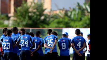 Imagem Sem Marcos Aurélio, Bahia divulga relacionados para jogo com Corinthians