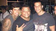 Imagem Victor Ramos curte show ao lado de Dan Miranda