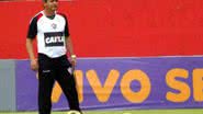 Imagem Ney dá a receita para vencer o Flu: “não podemos marcar com os olhos”