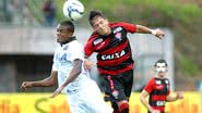 Imagem Atlético-PR x Vitória: jogo marca encontro das piores defesas do Brasileirão