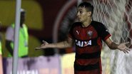Imagem Vitória enfrenta Flamengo para deixar a lanterna do Brasileirão