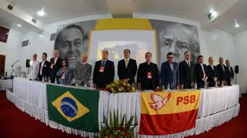 Imagem Comando do PSB é trocado e Lídice e o filho passam a integrar Executiva Nacional