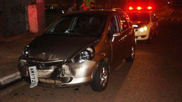 Imagem Suspeito bate carro após assaltar posto de combustíveis em Canabrava