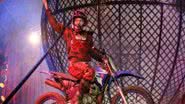 Imagem Le Cirque: motoqueiros se chocam em apresentação no globo da morte