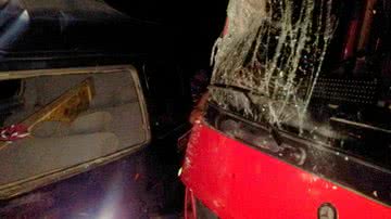 Imagem S. A. de Jesus:  13 pessoas ficam feridas em acidente na BR-101