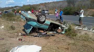 Imagem Acidente deixa três mortos na BA-120