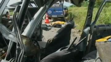 Imagem Pais e duas filhas morrem em acidente na BR-324
