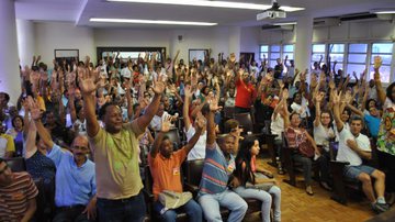 Imagem Partidos da base dizem apoiar manifestação das centrais