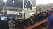 Imagem  Morte de primas na BR: veja fotos do veículo completamente destruído