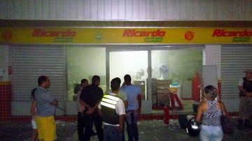 Imagem Incêndio em depósito da Ricardo Eletro é controlado