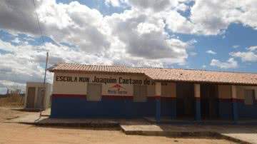 Imagem Monte Santo: criança morre atropelada ao descer de van escolar 