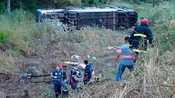 Imagem Vídeo: nove morrem e 20 ficam feridos em tragédia na BR-101