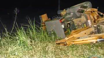 Imagem  Ipiaú: homem morre esmagado por retroescavadeira na BR-330