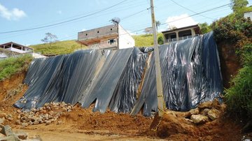 Imagem Mutuípe: prefeitura doa terreno impróprio e pedreiro morre em deslizamento