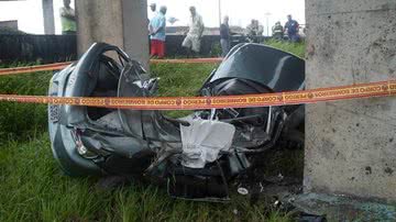 Imagem Jovem morre em acidente depois de fazer foto com carro a 170 KM/h 