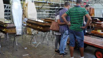 Imagem Tragédia: número de vítimas fatais sobe para 233