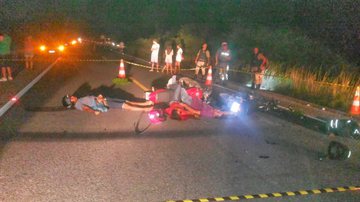 Imagem Cinco pessoas morrem após colisão entre duas motos em Jacobina