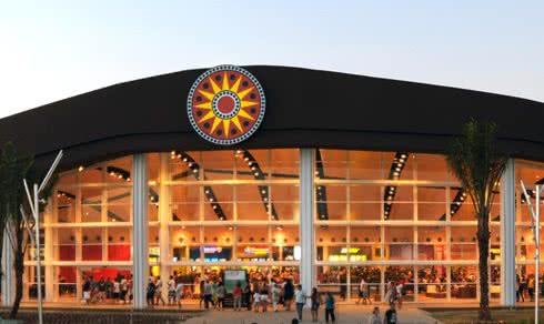 Imagem Outlet Premium: centro comercial permanece sem luz