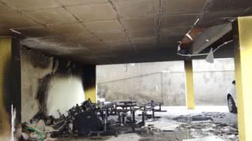 Imagem Câmara de Brumado é atingida por chamas