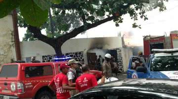 Imagem Casa na Pituba pega fogo na manhã desta sexta-feira 