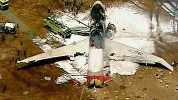 Imagem Avião pega fogo em pouso de emergência nos EUA e mata duas pessoas