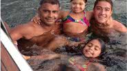 Imagem Romário tira o dia de folga antes de vir à Salvador