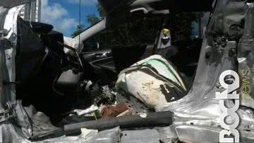 Imagem Hilux dá 'roubada' no Itaigara e atinge outro carro. Motorista morre 