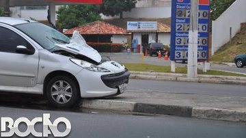 Imagem Acidente grave congestiona Estrada do Coco
