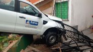 Imagem Carro do governo da Bahia invade prédio do Paralela Park