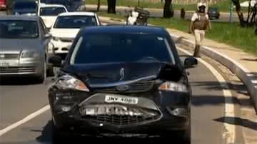 Imagem Acidente: carros da comitiva do governador se envolvem em engavetamento