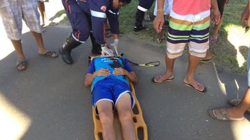 Imagem Motorista bate na Bonocô e carro pega fogo. Três ficaram feridos