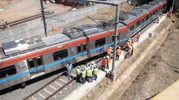 Imagem  Após sair do trilho, metrô de Salvador tem serviço interrompido