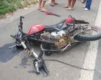 Imagem Motociclista perde o pé em colisão na BR 101