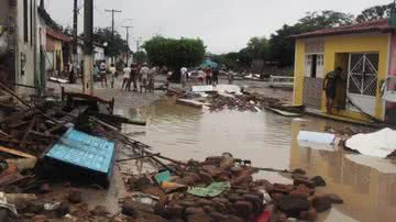 Imagem  Lajedinho: o cenário é de destruição. A cidade está arrasada, lamenta delegado