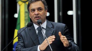 Imagem ‘Para a direita não adianta me empurrar que eu não vou’, diz Aécio
