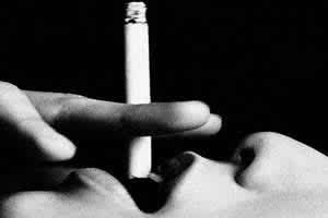 Imagem Consumidor gasta mais com cigarros do que com arroz e feijão