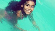 Imagem  Menina morre afogada após ter cabelo sugado em piscina de casa