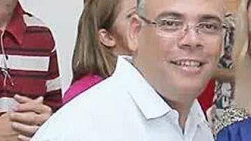 Imagem  Homem se recusa a dar lugar no ônibus, é esfaqueado e perde o olho