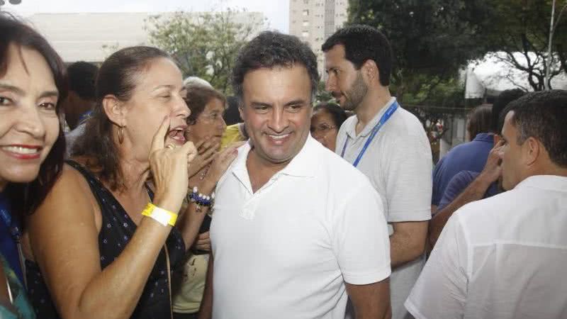 Imagem Aécio Neves é vaiado ao chegar no Campo Grande