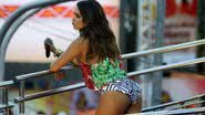 Imagem Alinne Rosa recebe convite para escola de samba do Rio de Janeiro