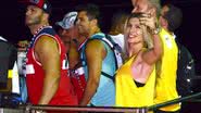 Imagem Delegada Patrícia Nuno e ex-BBB Bambam desfilam com Léo Santana