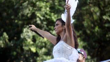 Imagem Ivete em seu quarto dia de Carnaval dispara: 'hoje eu estou para jogo'