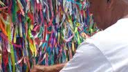Imagem Fiéis renovam fé no Senhor do Bonfim na última sexta-feira de 2013