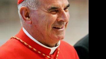 Imagem Cardeal britânico diz que padres deveriam poder casar